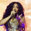 SZA Reveals She’s ‘Going Through A Breakup’ During ‘Hot Ones’