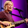 Jill Sobule, singer-songwriter known for ’90s pop hit ‘I Kissed a Girl,’ dies in house fire at 66