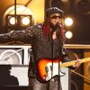Leon Thomas Brings His ‘Authentic Essence’ to ‘Mutt’ Performance at 2025 BET Awards