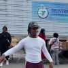 Hip-hop artist Toosii provieds free turkeys for families in need